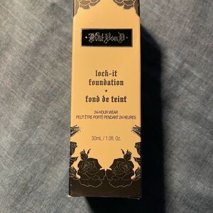 Kat Von D Lock-It Foundation - Light 45